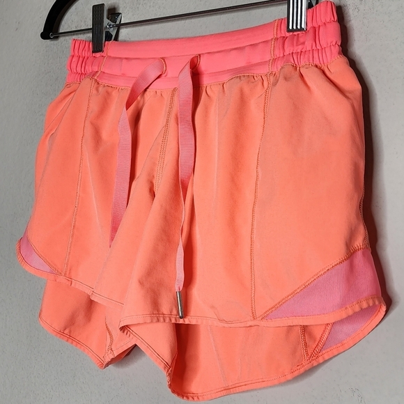 Lululemon Hotty Hot Short (Long), Grapefruit - Picture 9 of 13